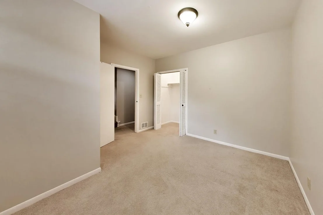 Photo of 717 Cheever Avenue