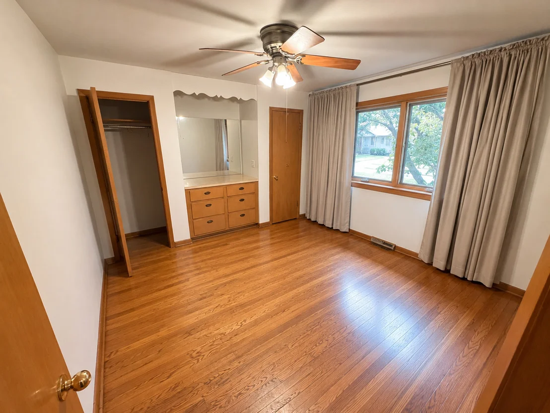 Photo of 36412 N Tamarack Drive