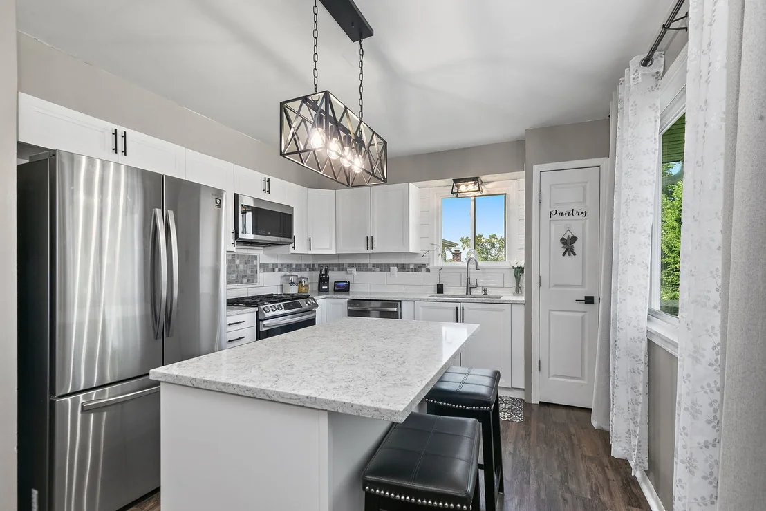 Photo of 17 Joslyn Drive