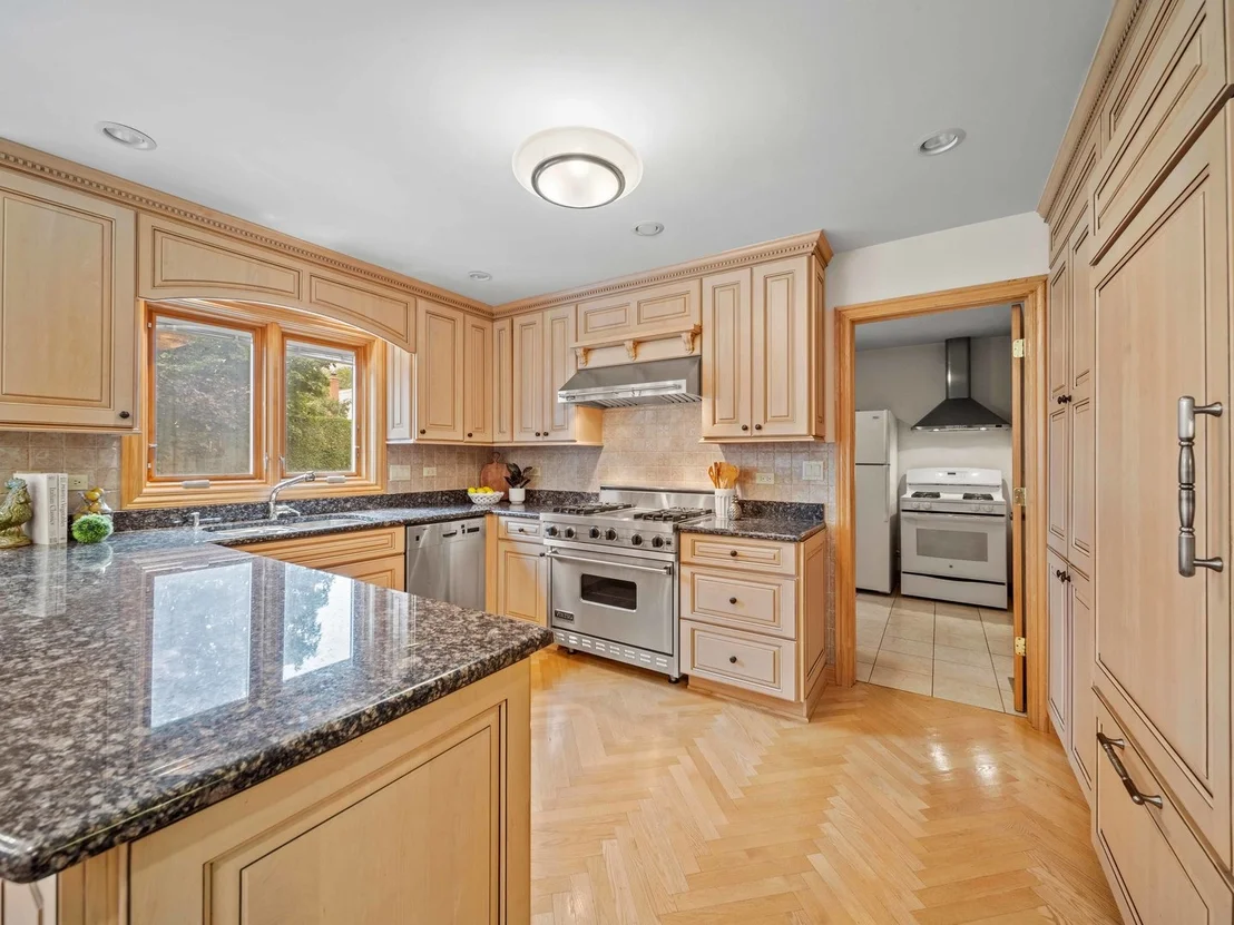 Photo of 2334 Phillips Drive