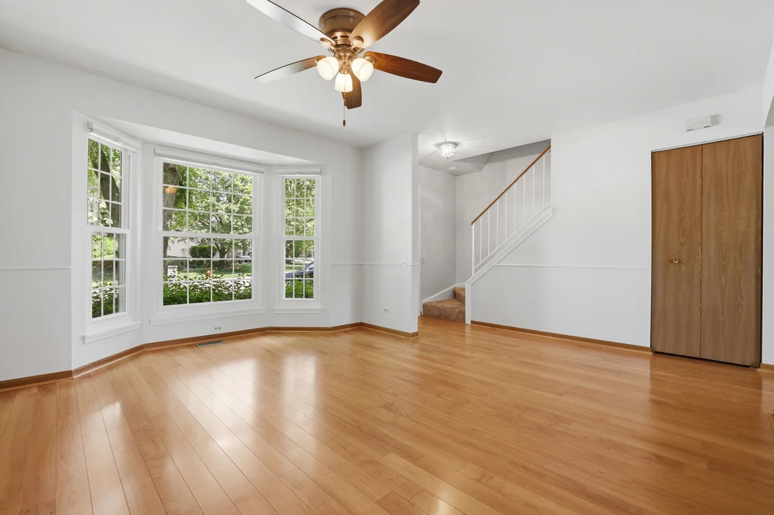 Photo of 1945 Ozark Parkway