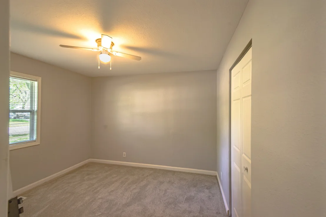 Photo of 1607 Williamsburg Drive