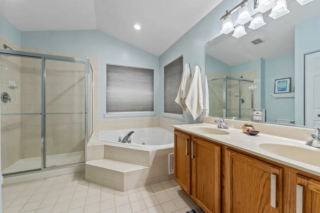 Photo of 1292 Horseshoe Lane