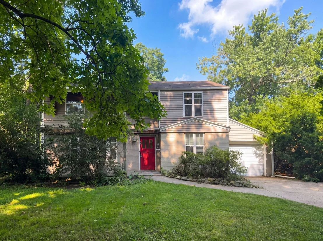 Photo of 911 Foley Avenue