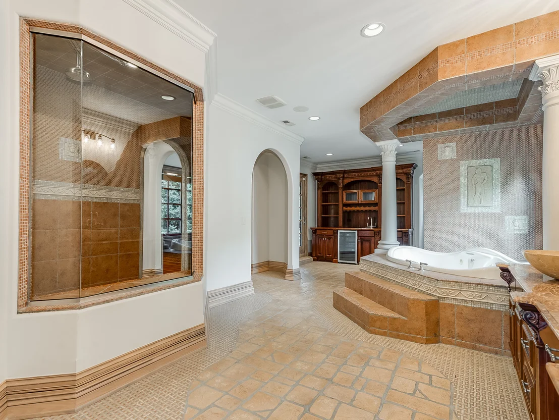 Photo of 720 Willow Road