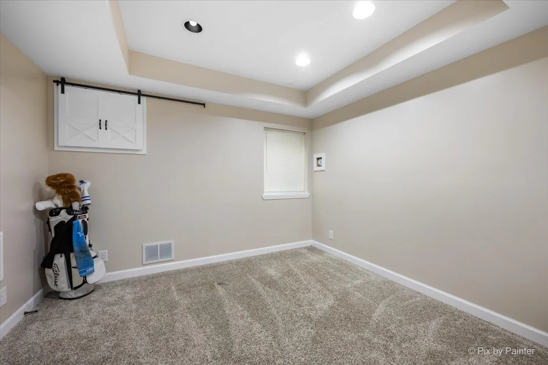 Photo of 810 Woodridge Trail