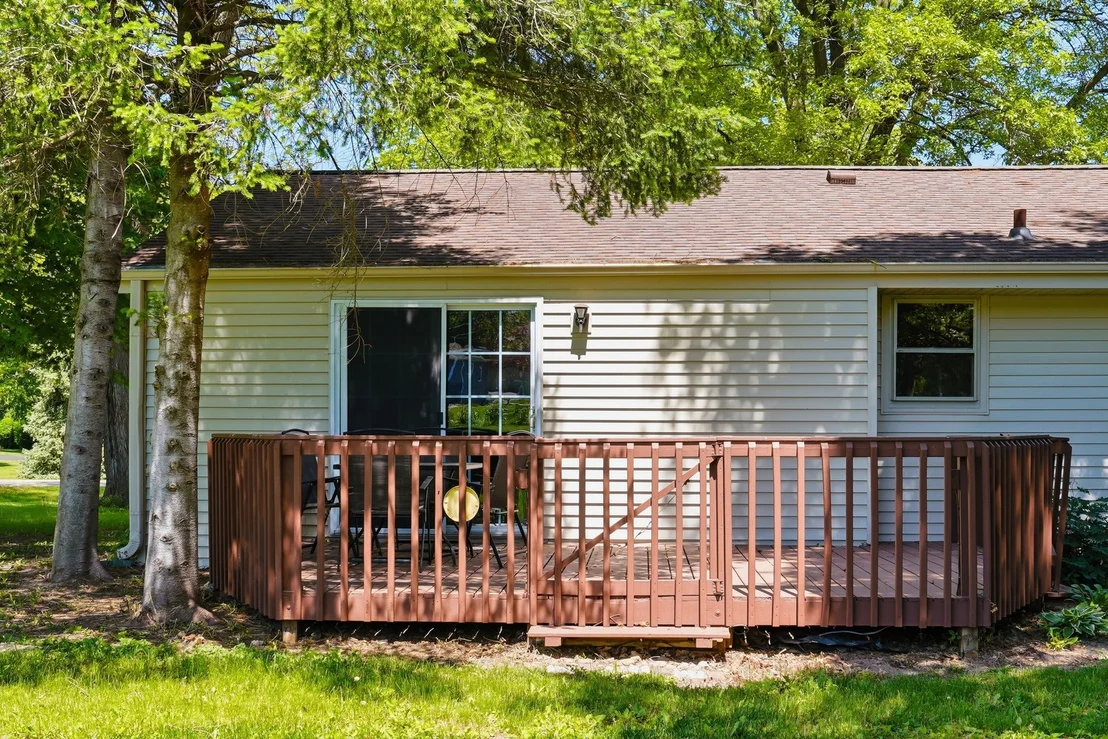 Photo of 281 W Cartwright