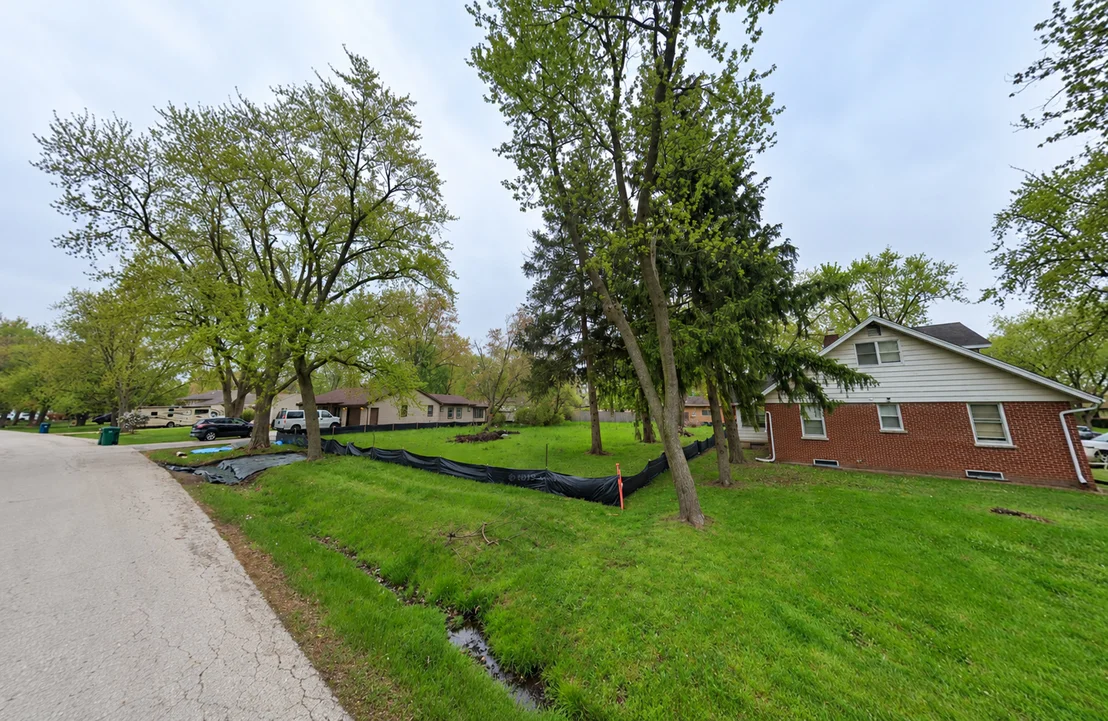 Photo of 2526 Golfview Drive