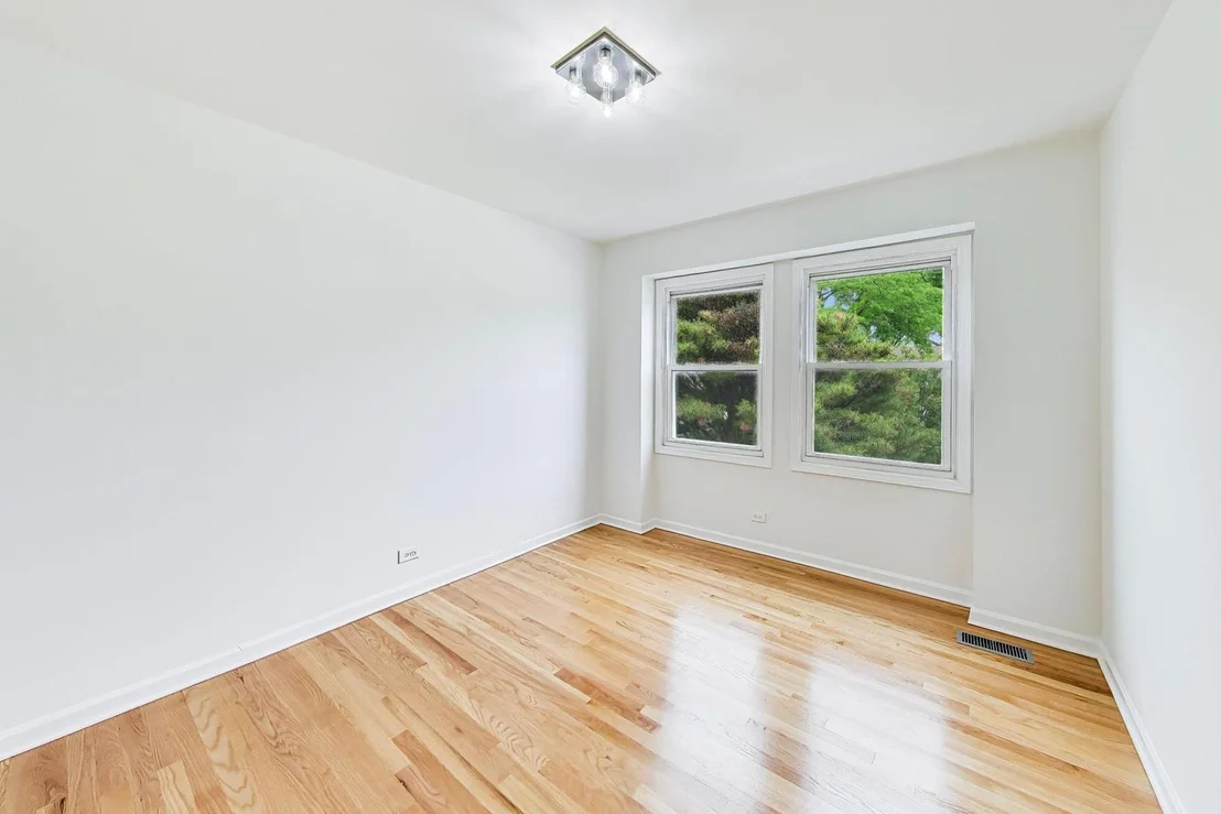 Photo of 1225 Laurel Avenue