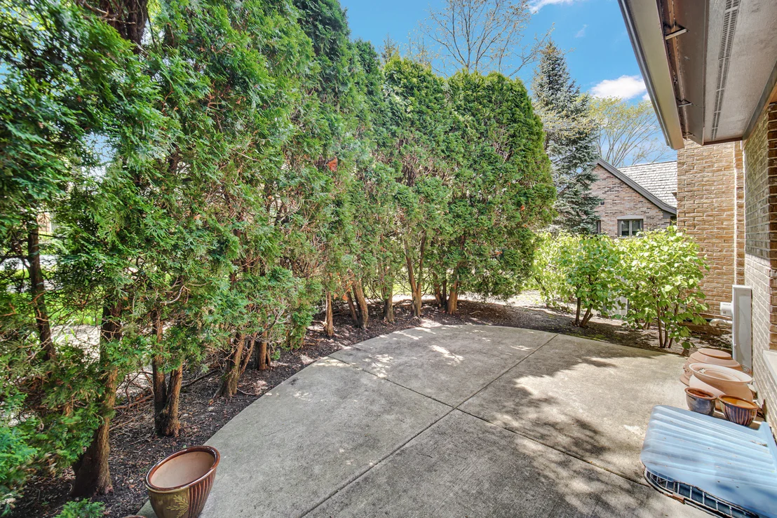 Photo of 968 Coventry Lane