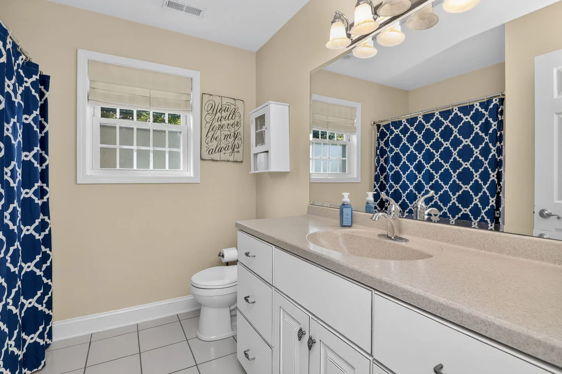 Photo of 4322 Bronk Corner