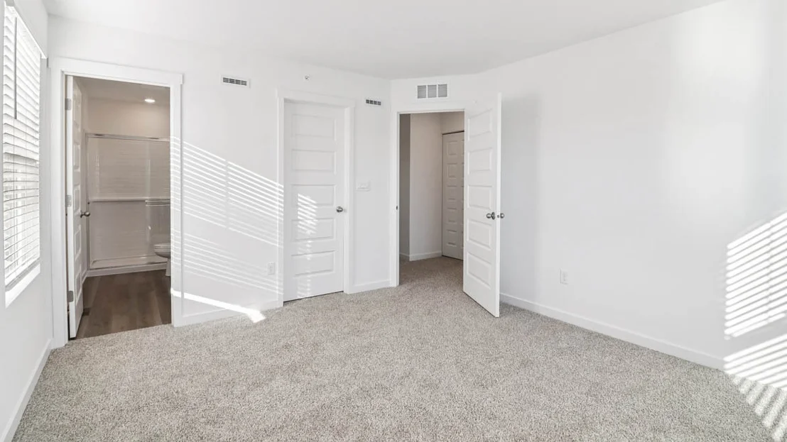 Photo of 1313 Foxglove Drive