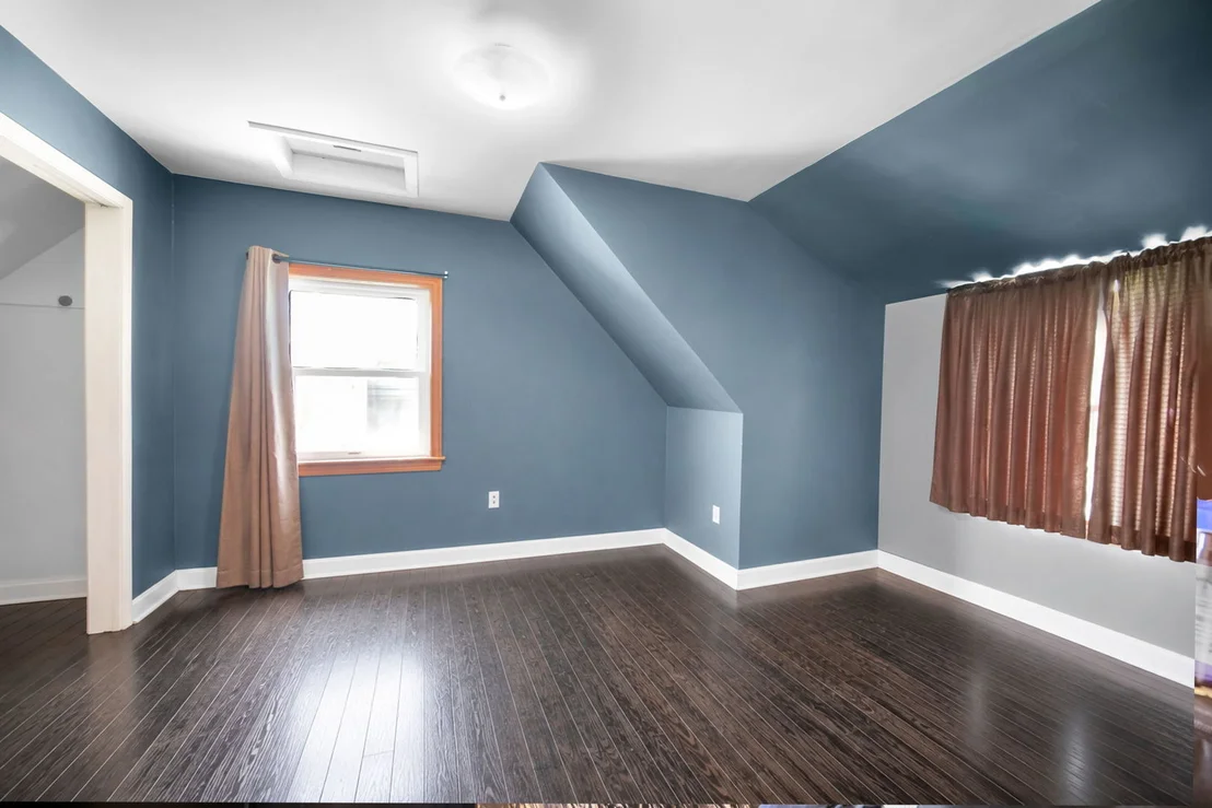 Photo of 313 Harlem Avenue