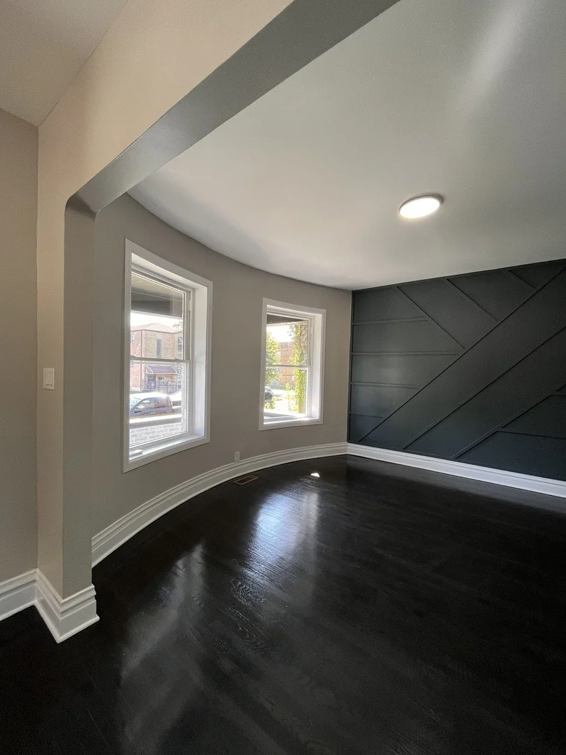 Photo of 5950 S Artesian Avenue
