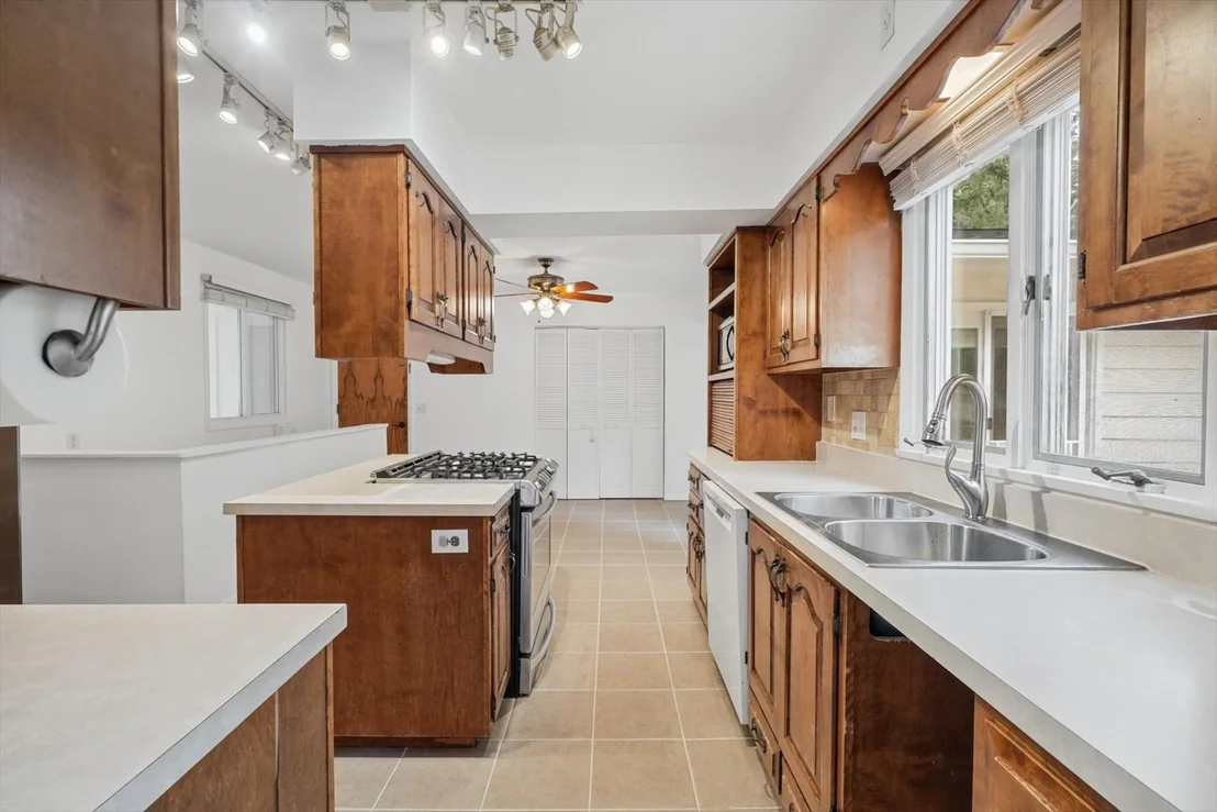Photo of 1223 Townley Drive