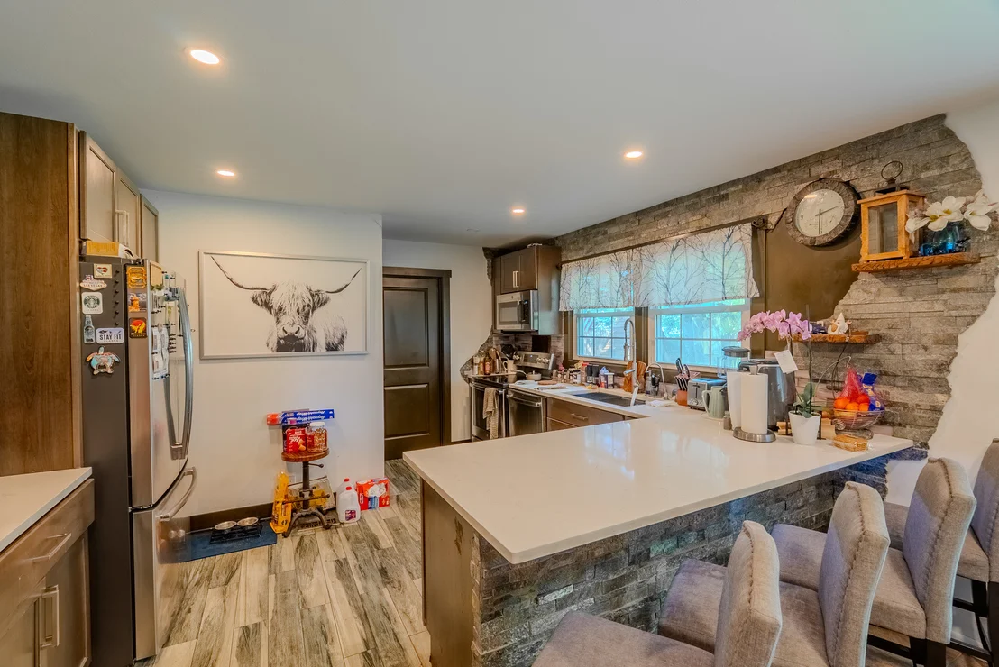 Photo of 680 Indian Spring Lane