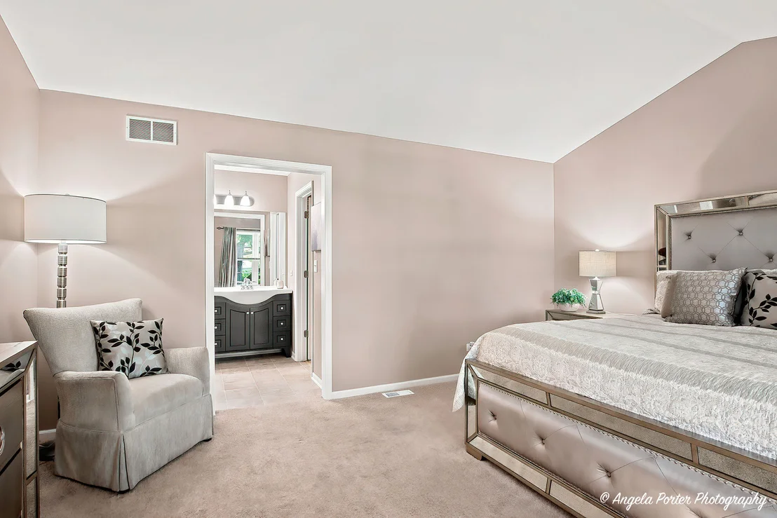 Photo of 910 Sweetflower Drive
