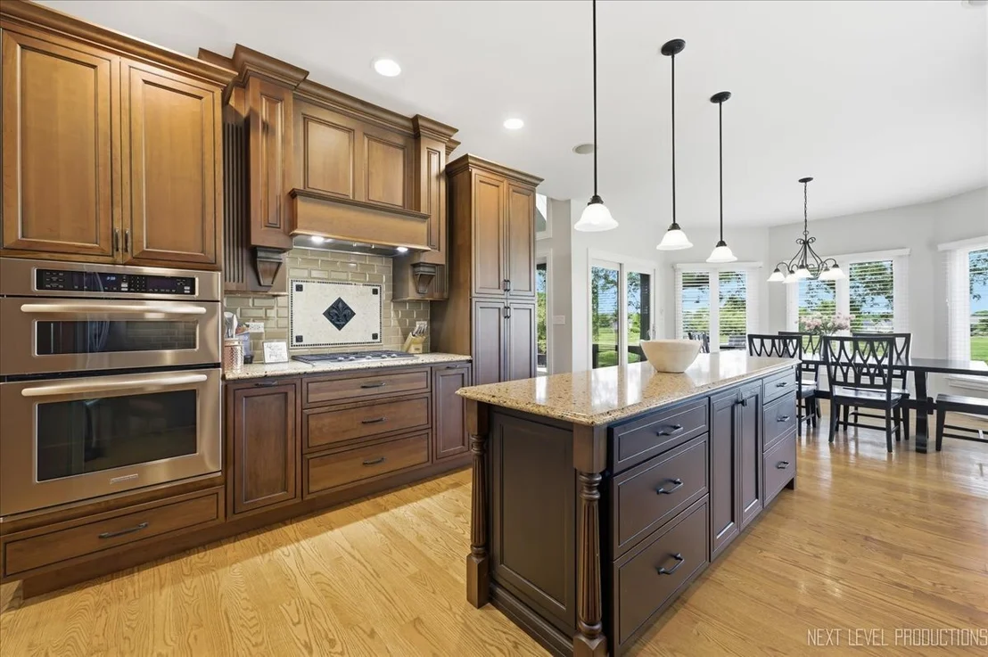 Photo of 2460 Bird Lane