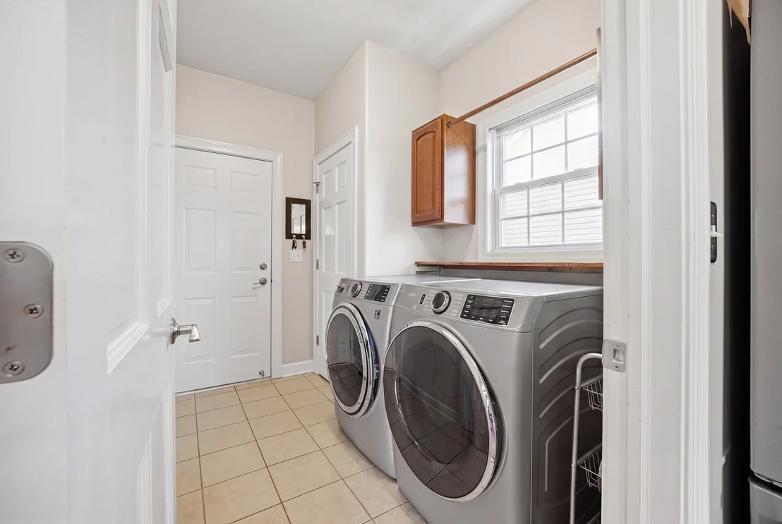 Photo of 2337 Dustin Drive