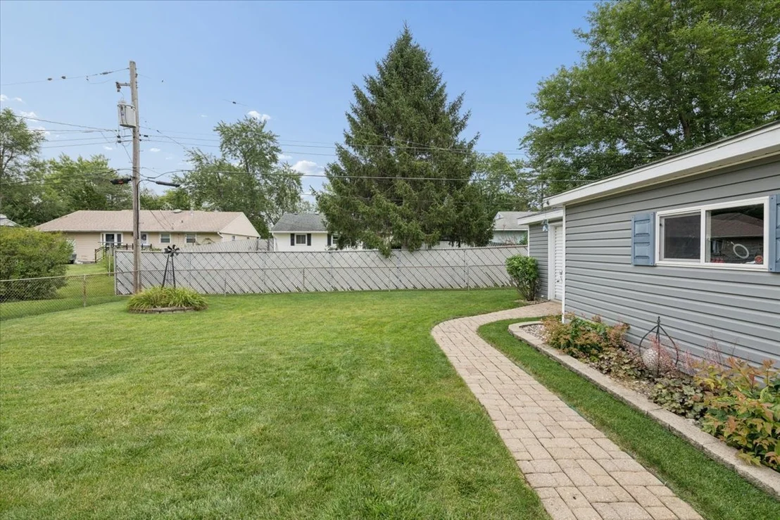 Photo of 104 Sunset Strip