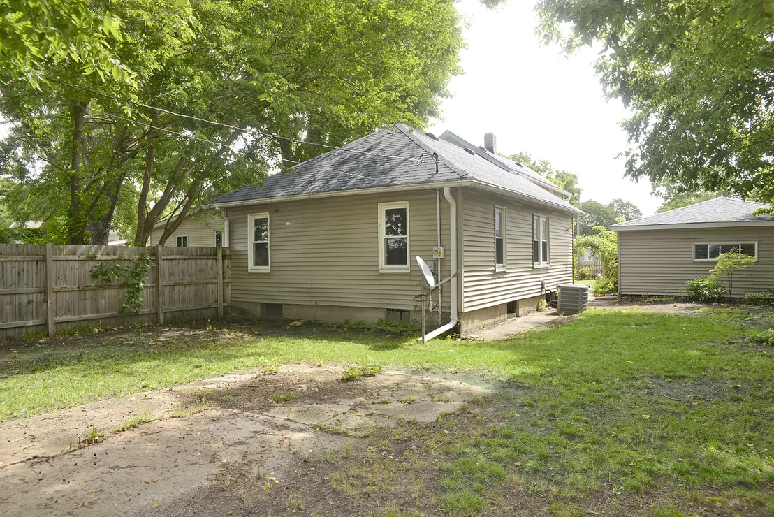 Photo of 1111 Walnut Street