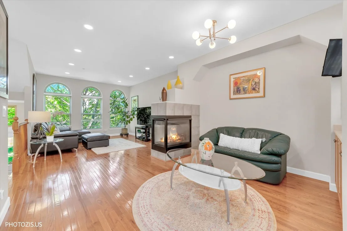 Photo of 462 Prestwick Lane