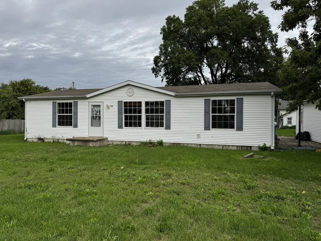 Photo of 712 E Main Street