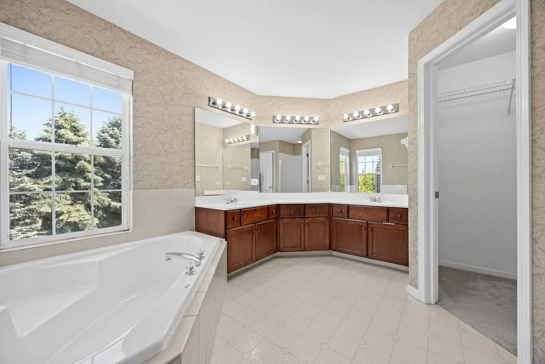Photo of 3415 Rosecroft Lane