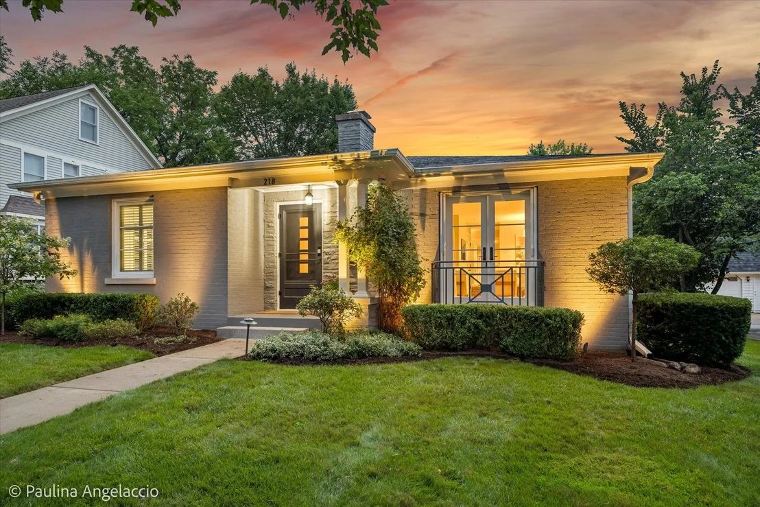 Photo of 218 Coolidge Avenue