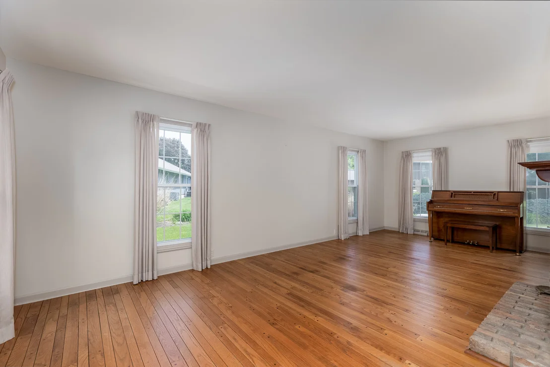 Photo of 11 Oaklane Drive
