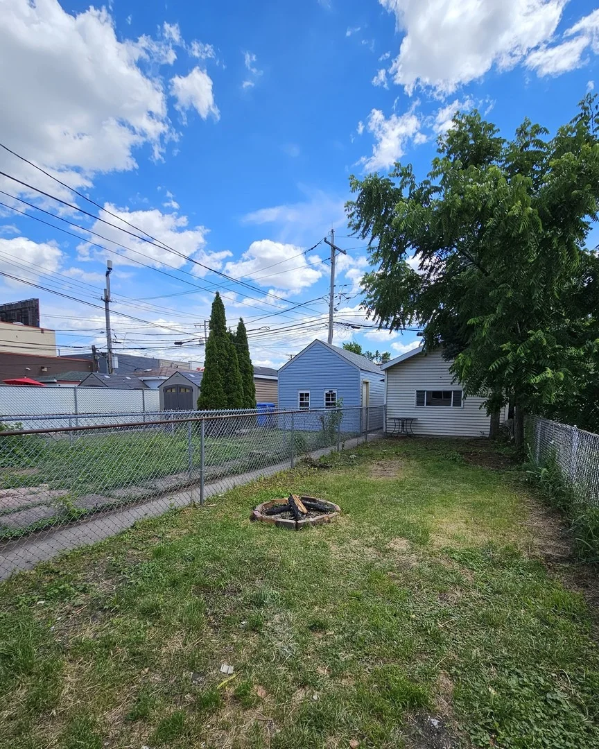 Photo of 4025 W 58th Place