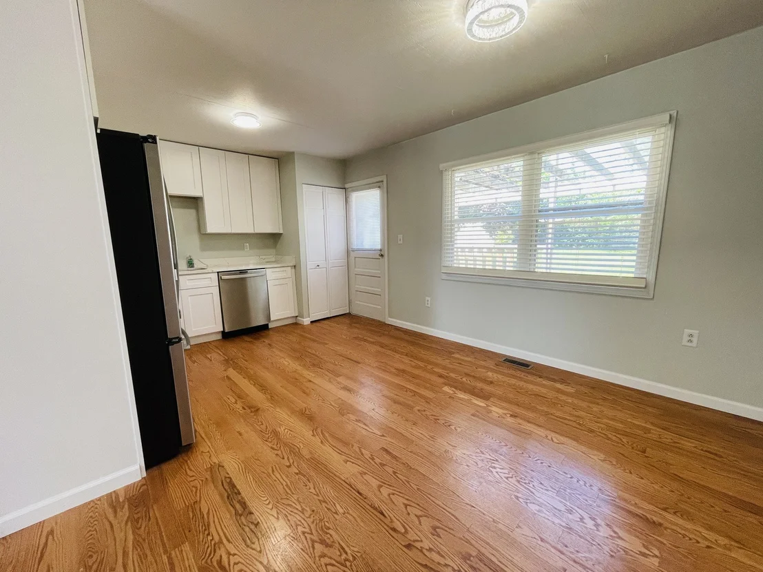 Photo of 808 Sunset Circle