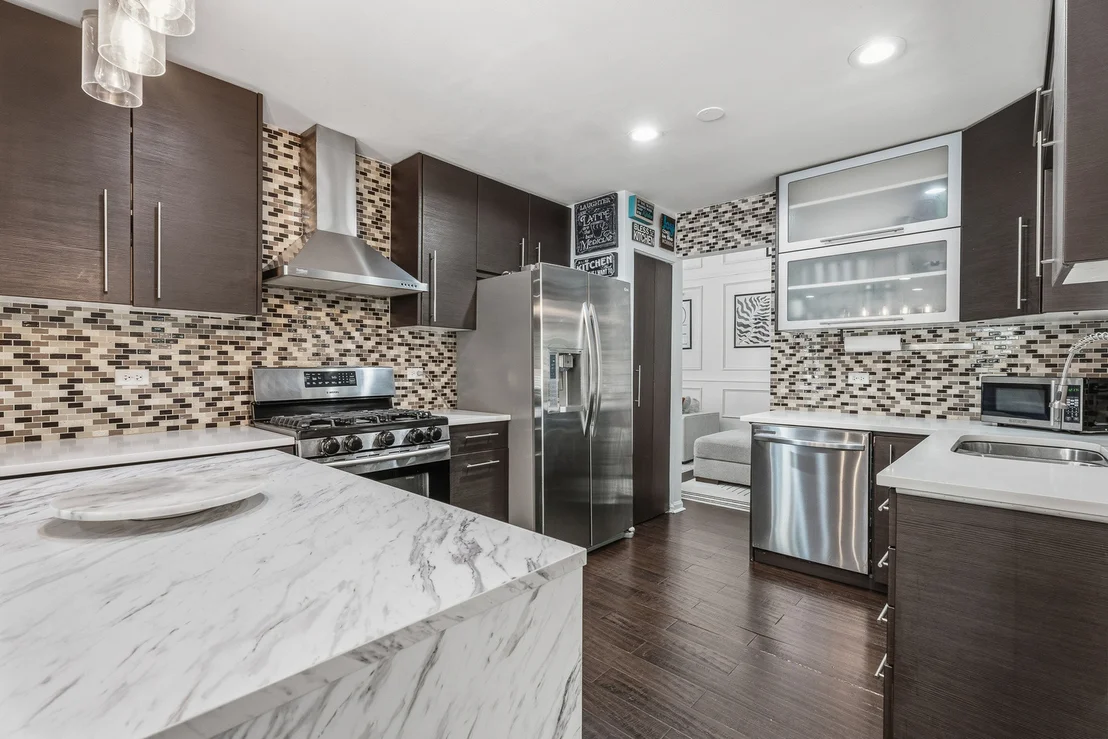 Photo of 568 Cambridge Drive