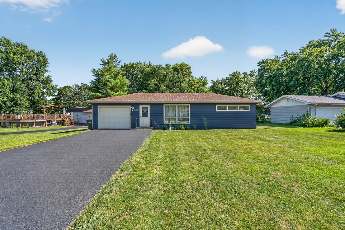 Photo of 24653 W Junior Avenue