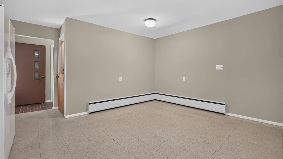 Photo of 305 Centennial Avenue