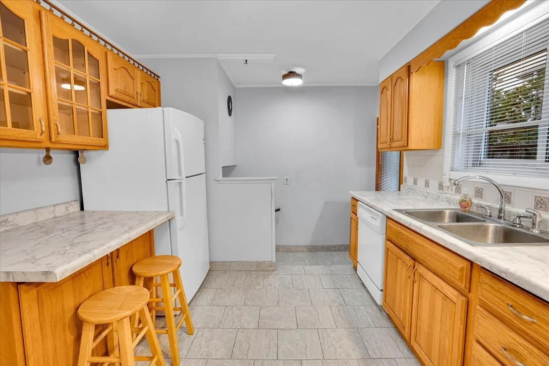 Photo of 7348 Davis Street
