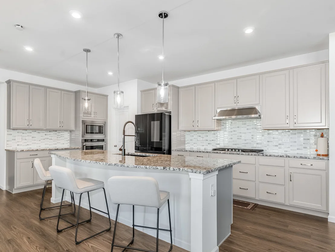 Photo of 2552 Weatherbee Lane