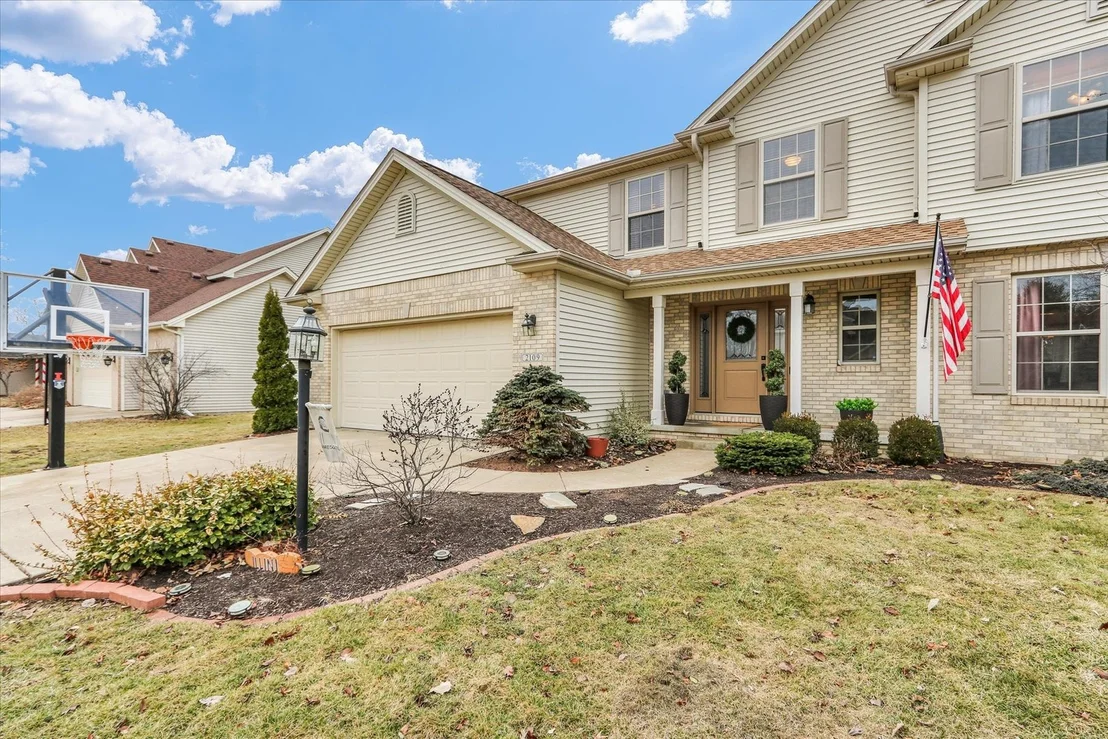 Photo of 2109 Emerald Drive