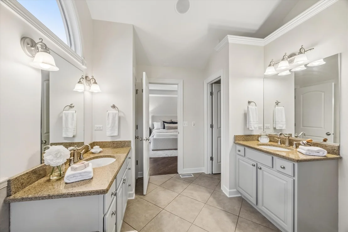 Photo of 116 W Jefferson Avenue