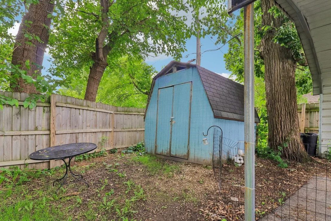 Photo of 121 Beachview Drive