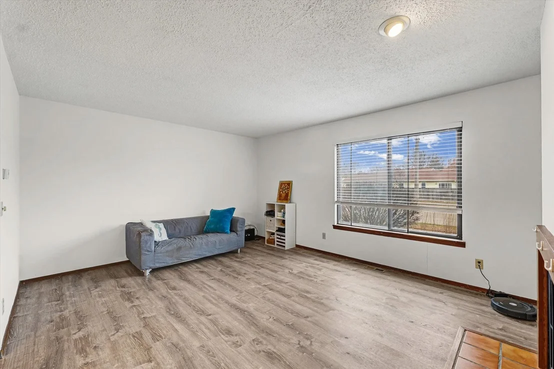 Photo of Unit 2111 at 2111 Sunview Drive
