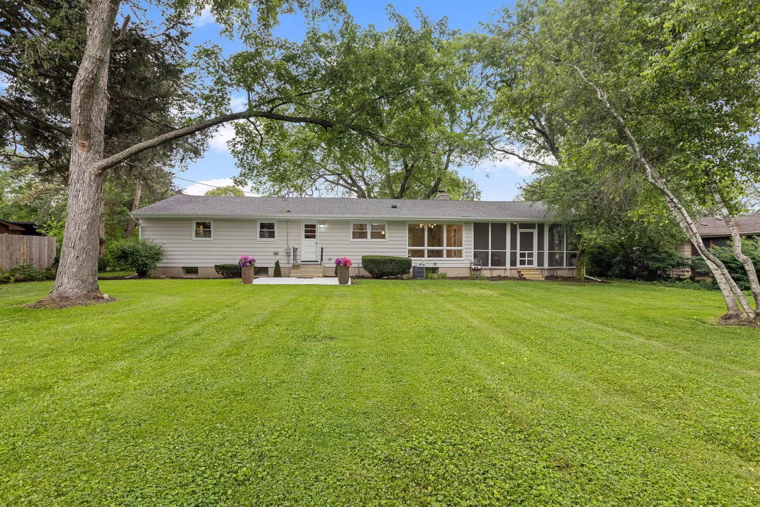 Photo of 624 Willow Lane