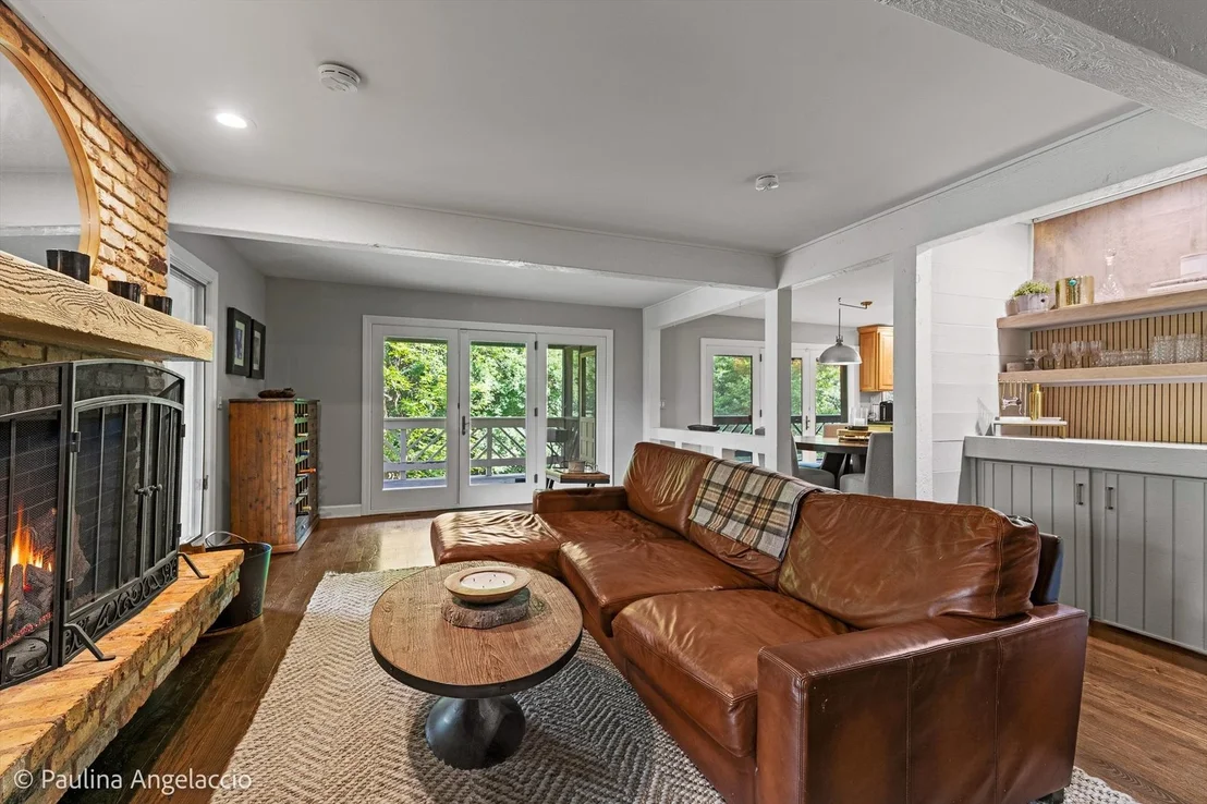 Photo of 255 Indian Trail Road