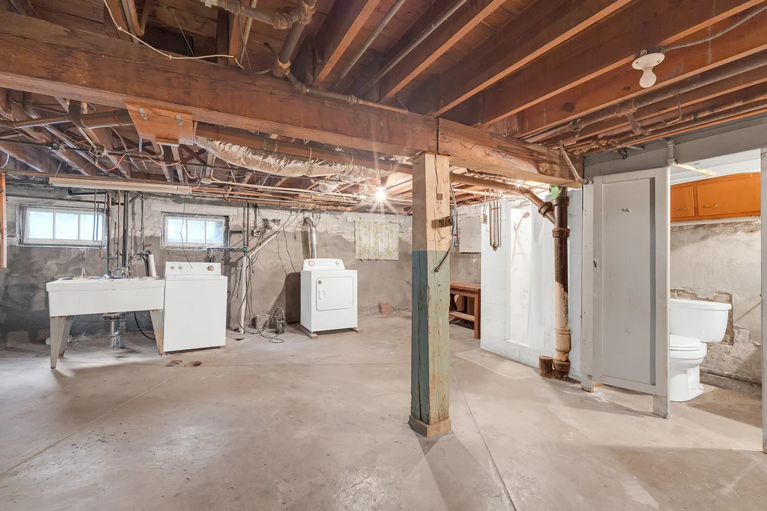 Photo of 1324 Fredrickson Place