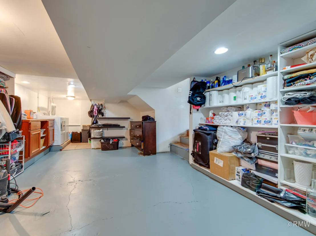 Photo of 51 W ROZANNE Drive