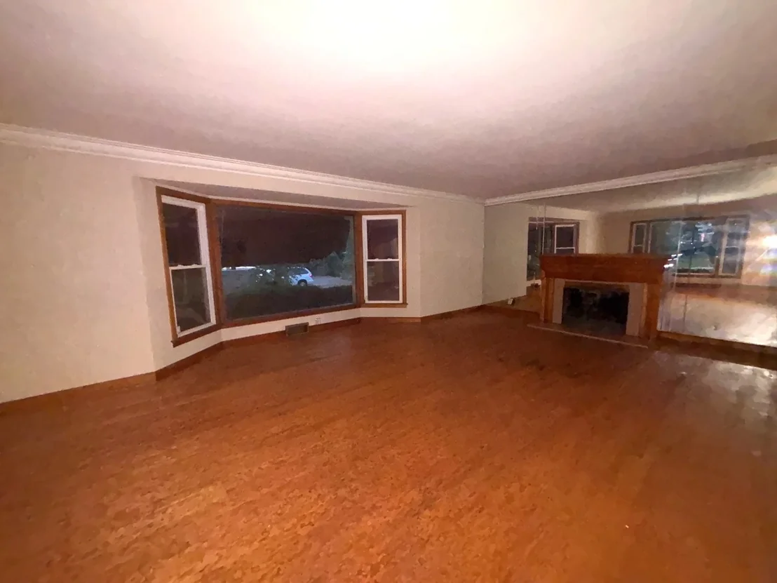 Photo of 2320 W 101st Street