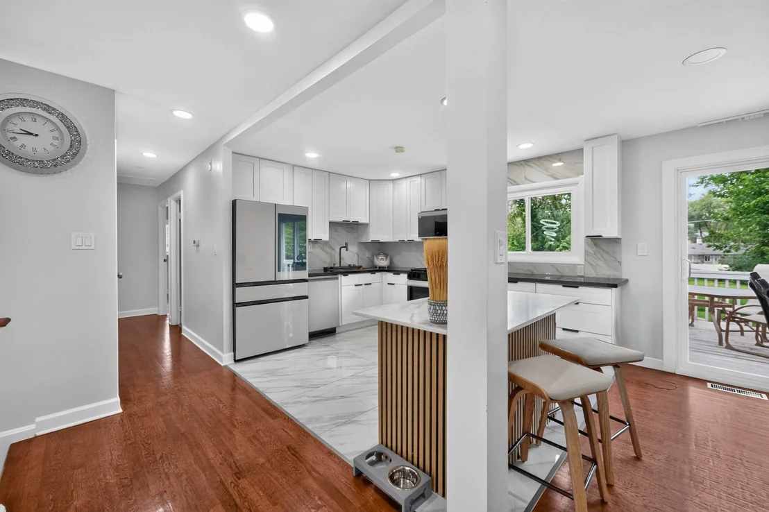 Photo of 535 Edgemont Lane