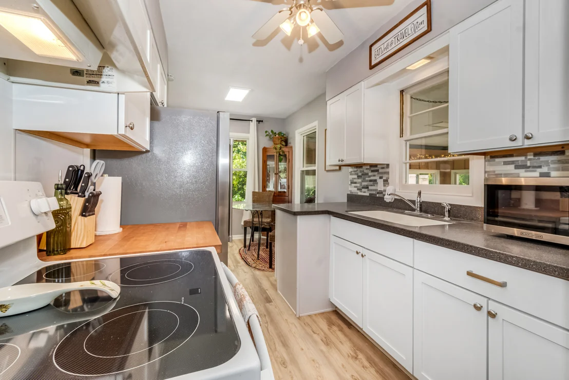 Photo of 804 Bratton Avenue