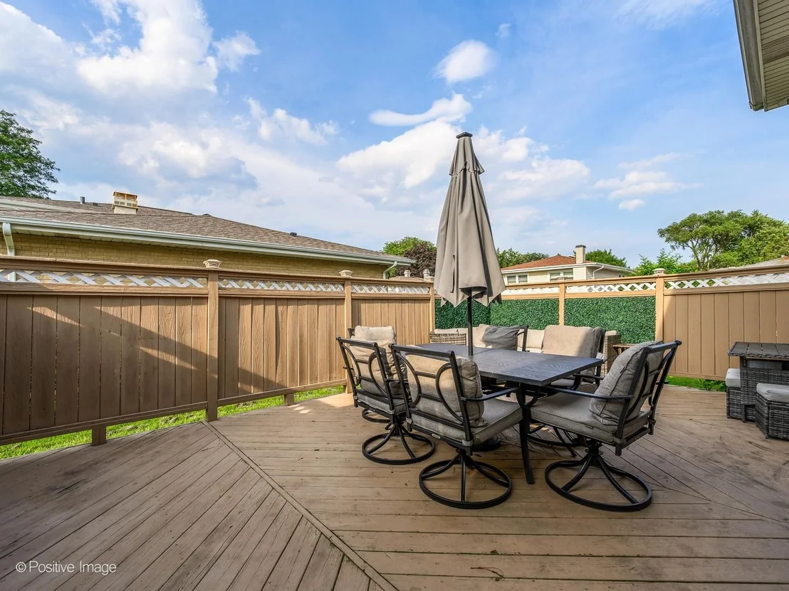Photo of 557 Delaware Trail