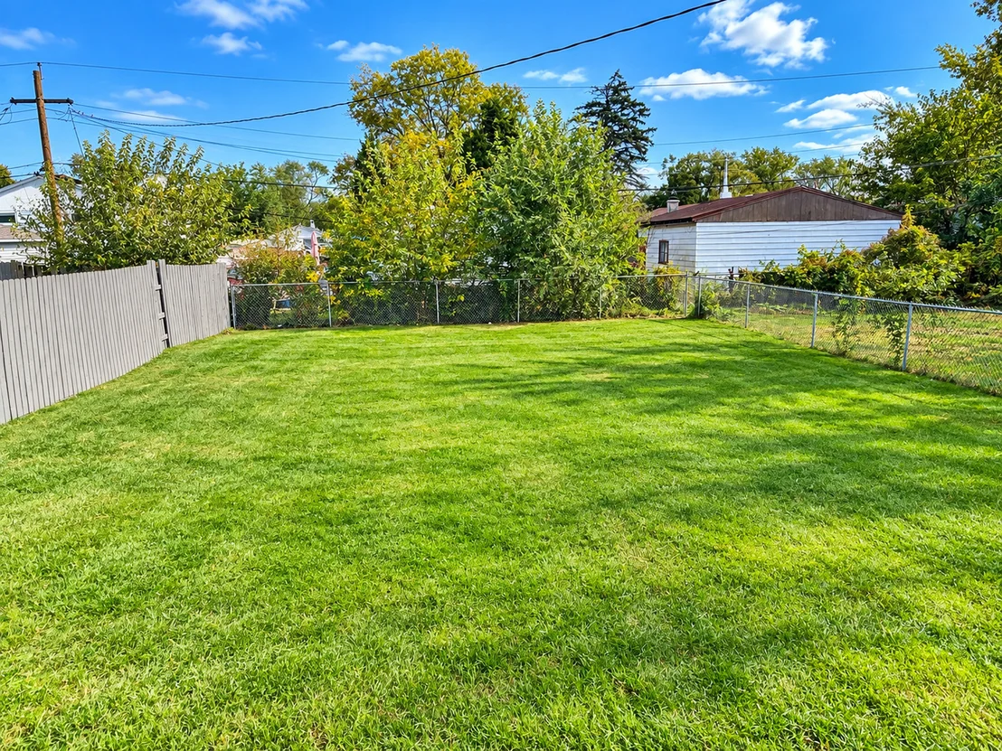 Photo of 16549 Winchester Avenue